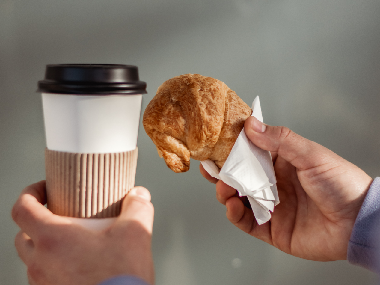 2 Artesanales + 1 Café