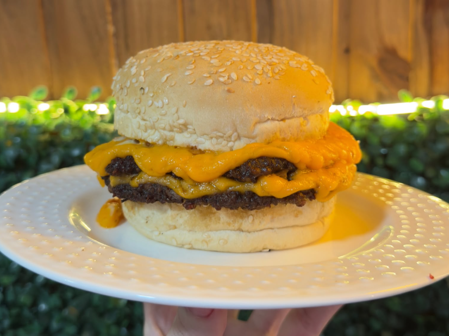 Hamburgesa clasica triple