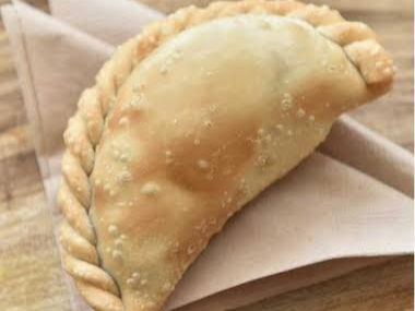 Empanadas de salmon