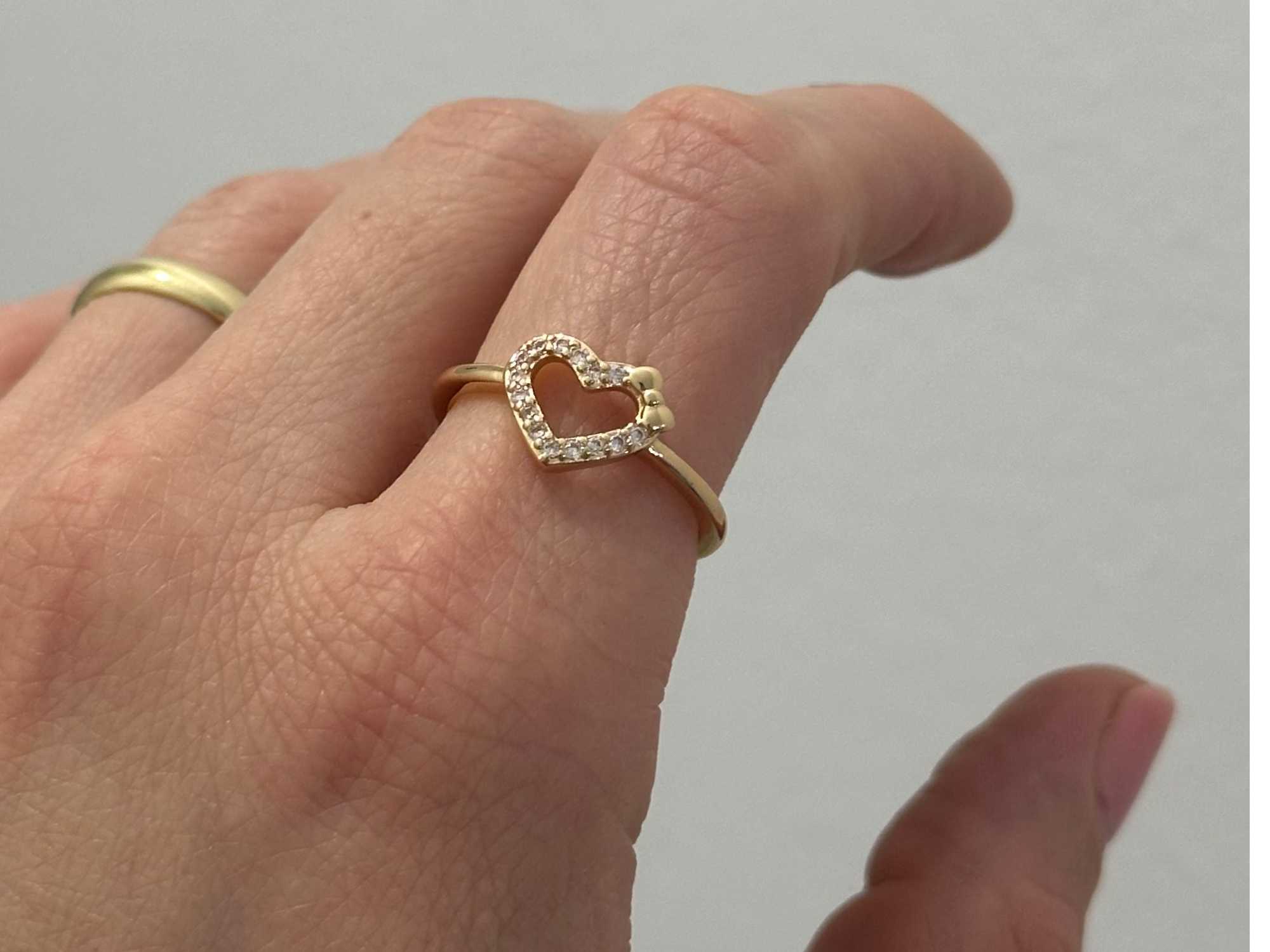 Anillo AD16