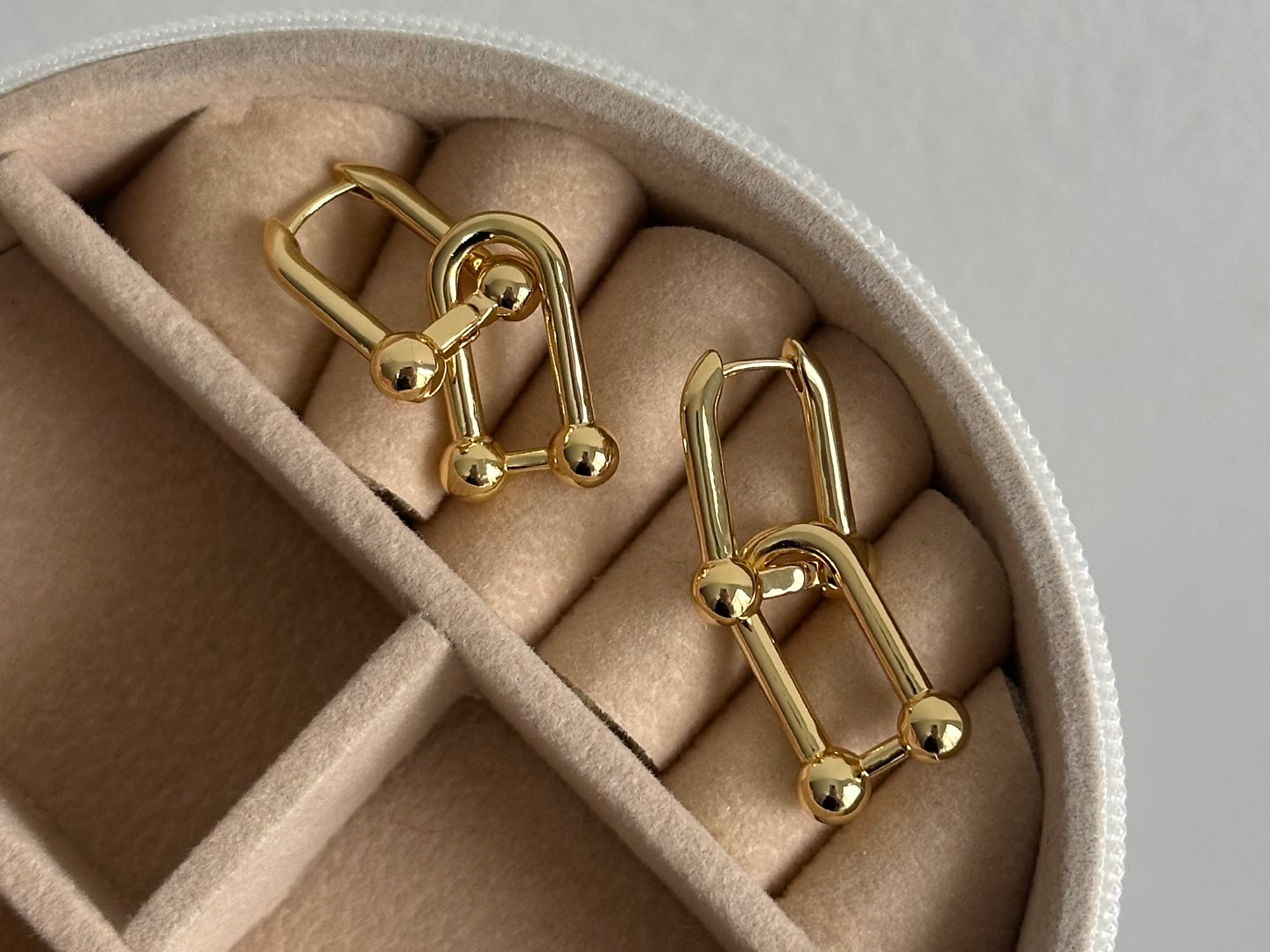 Aros Tiffany