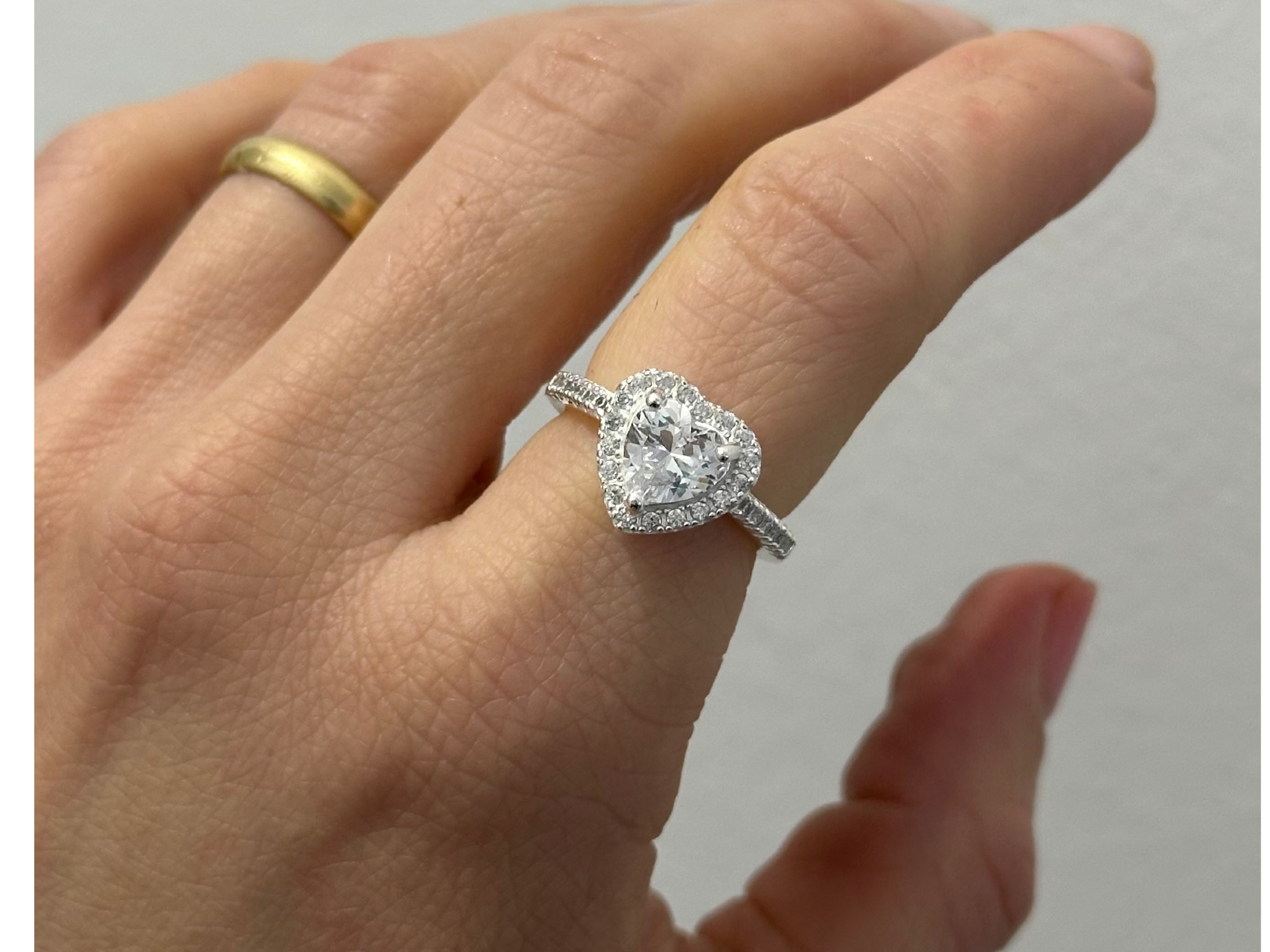 Anillo AB12