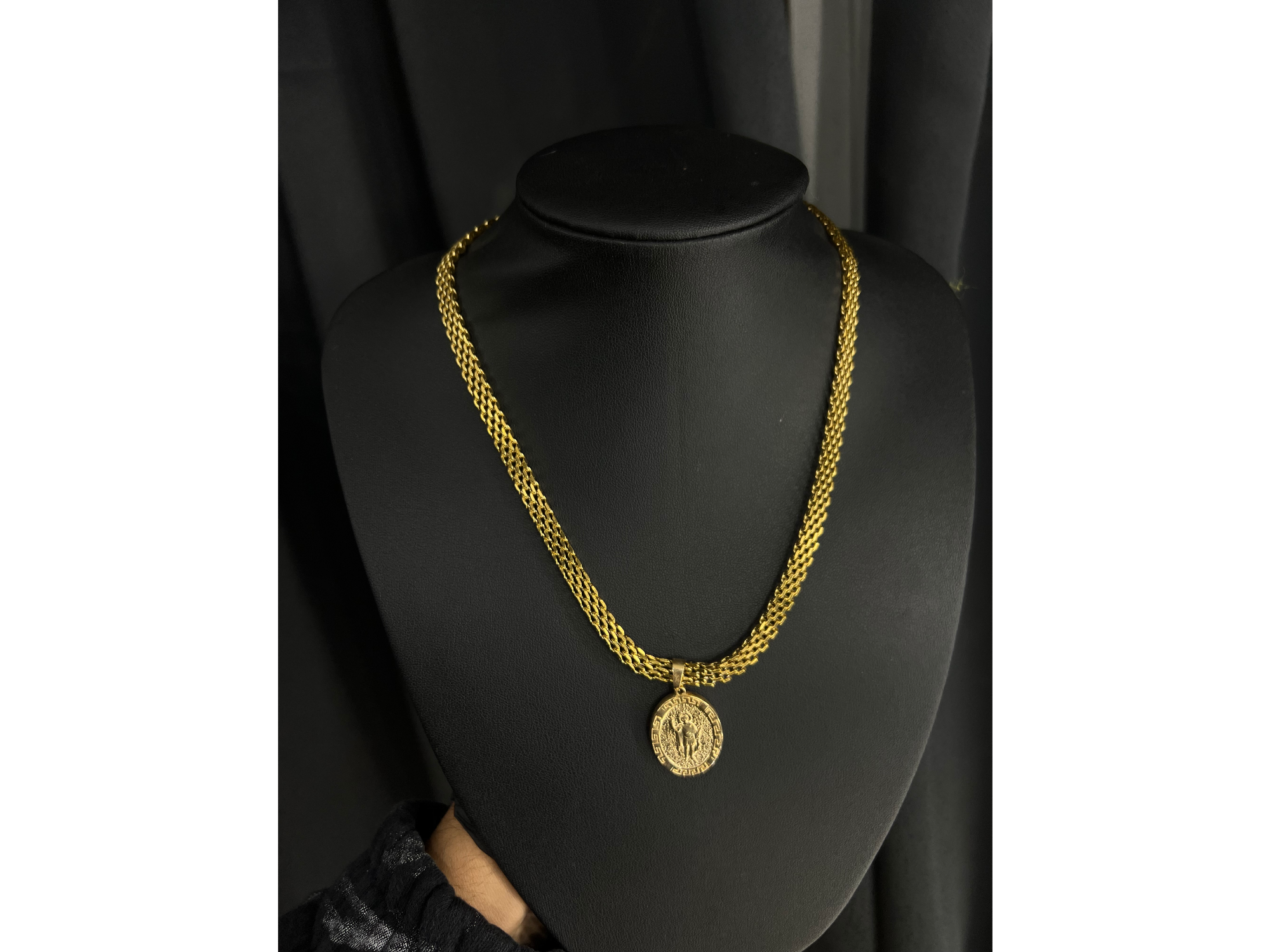 Cadena Caracol 50CM + Dije San Benito