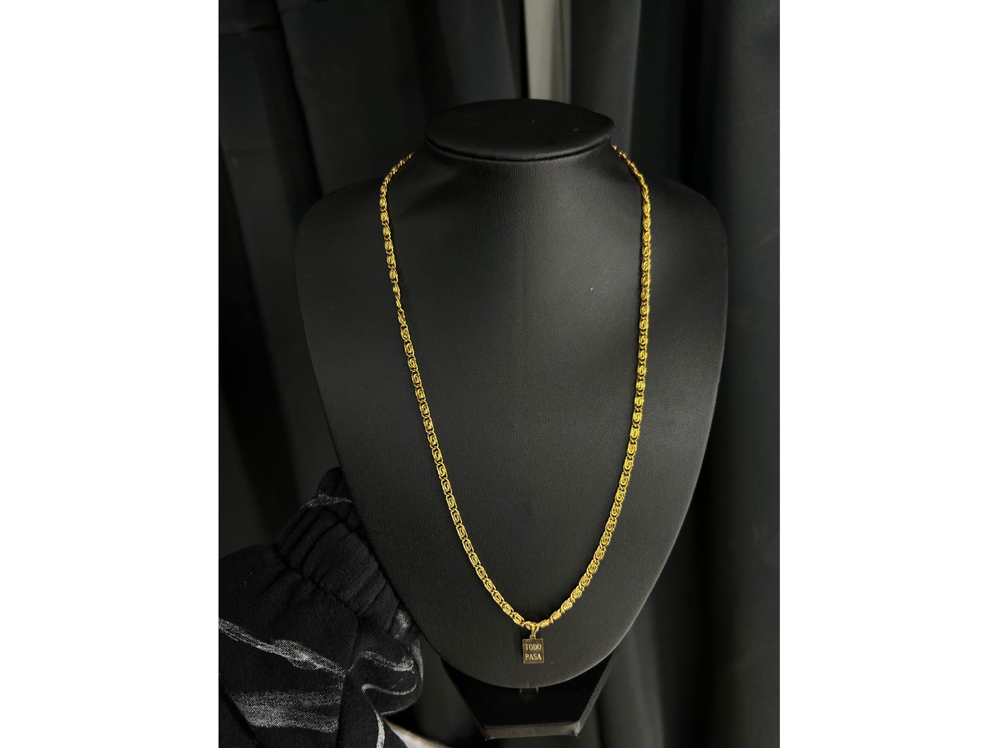 Cadena caracol 60CM + Dije Todo Pasa