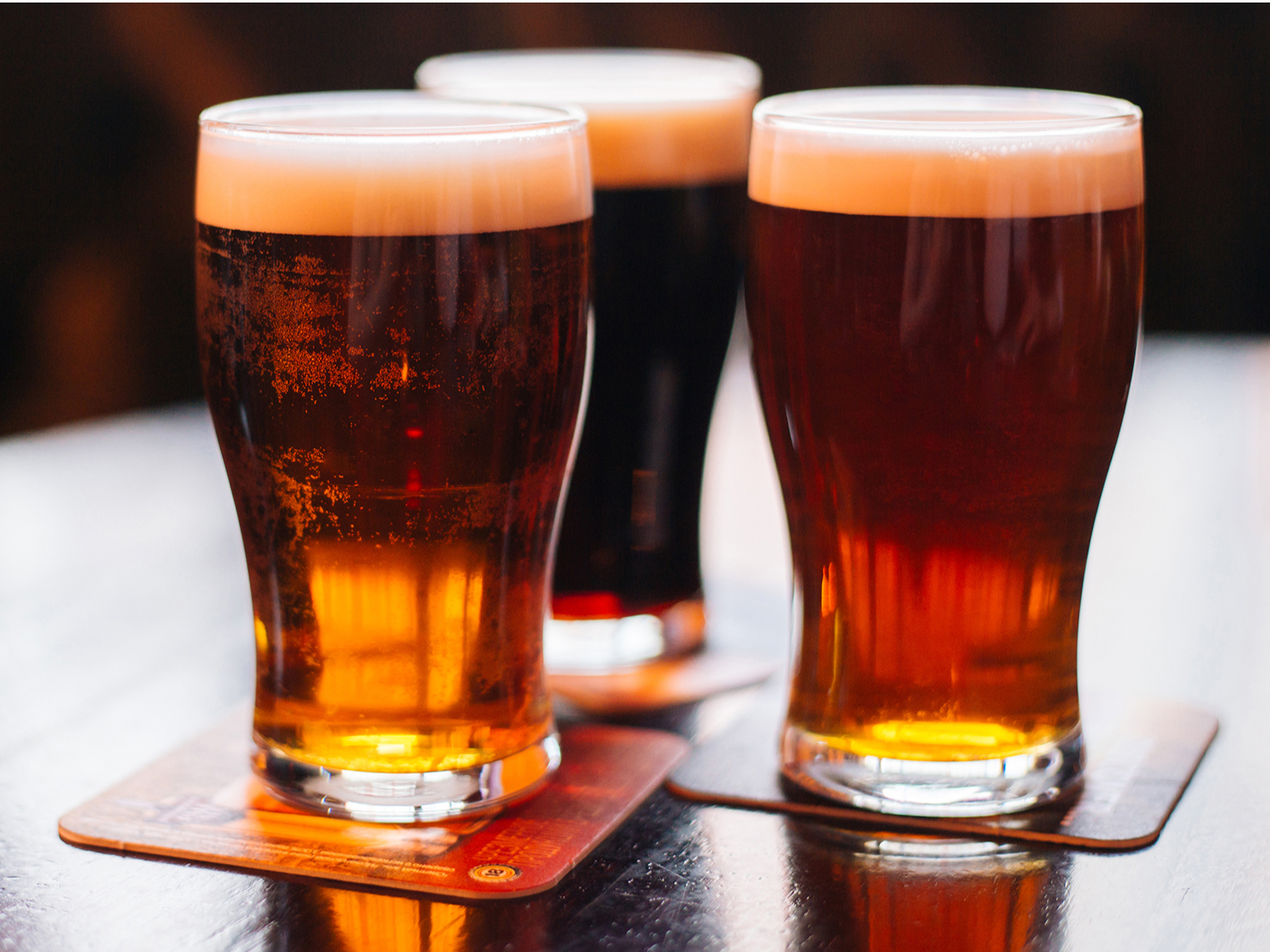 PINTA DE CERVEZA ARTEZANAL