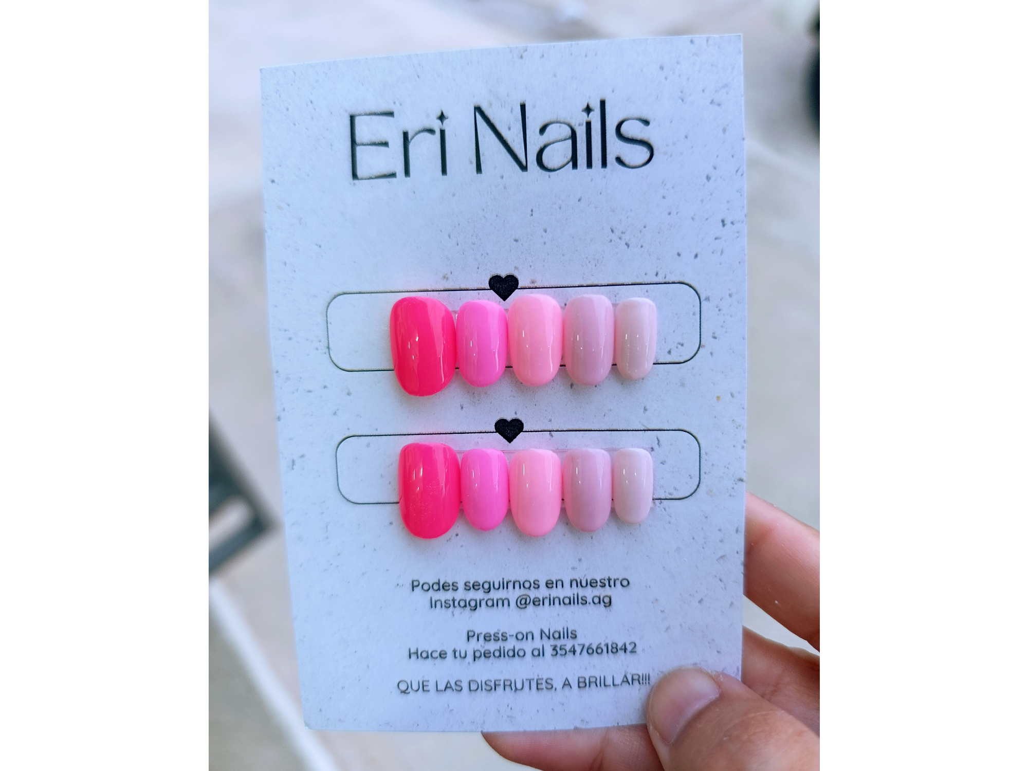 Monocromático rosa
