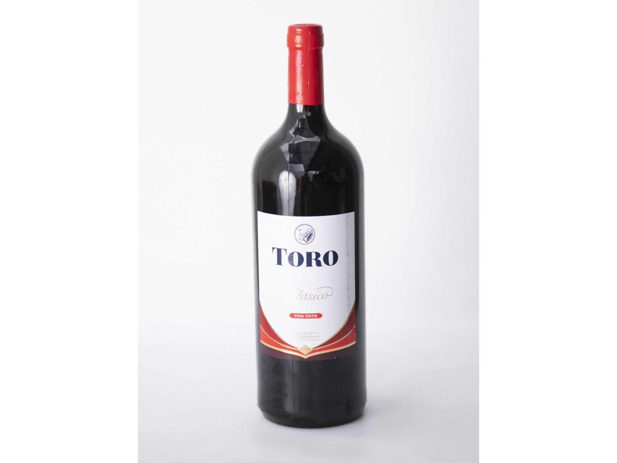 TORO BOTELLON CLASICO ETIQUETA BLANCA X6UN