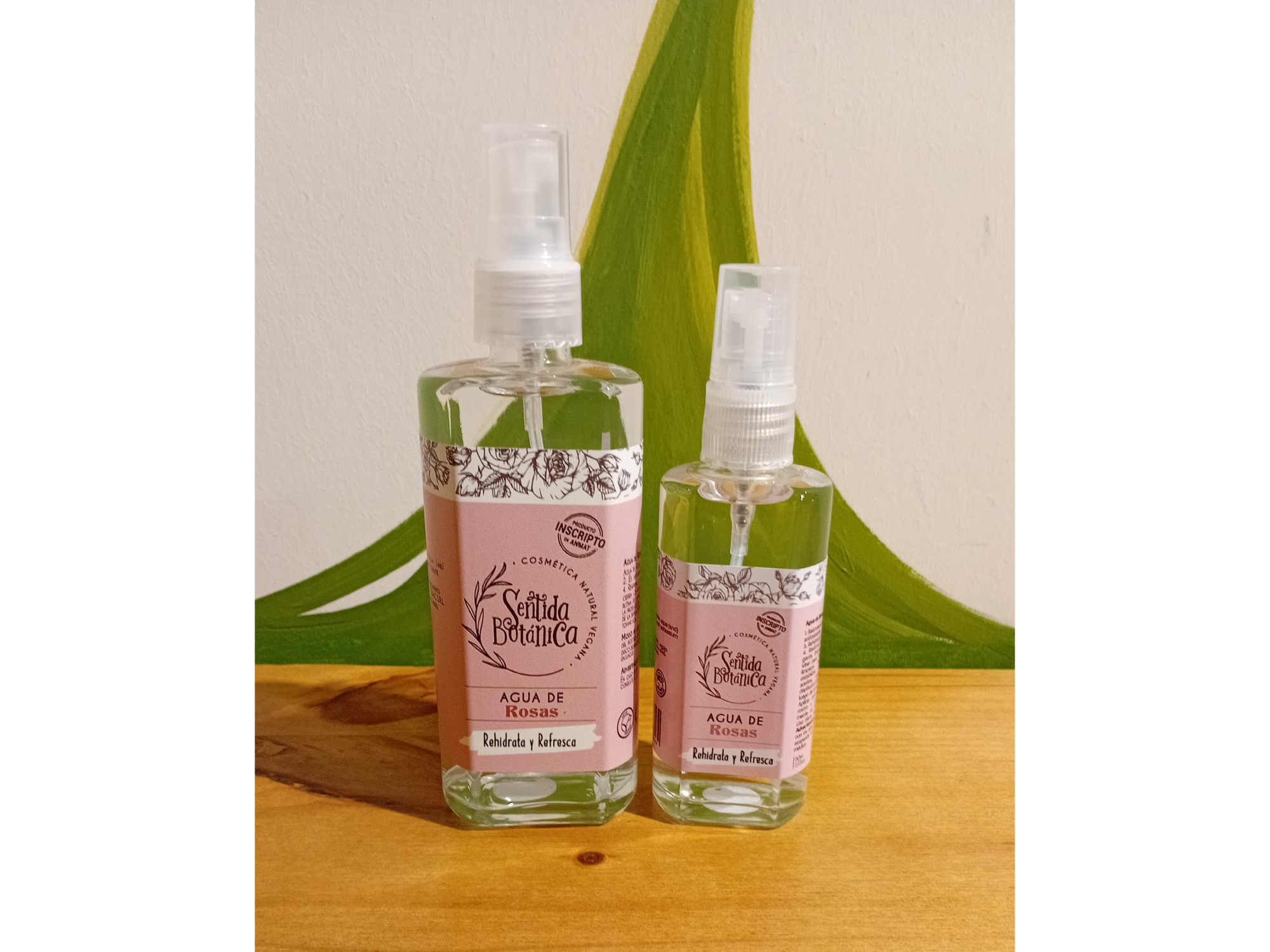 AGUA DE ROSAS (Sentida Botánica)