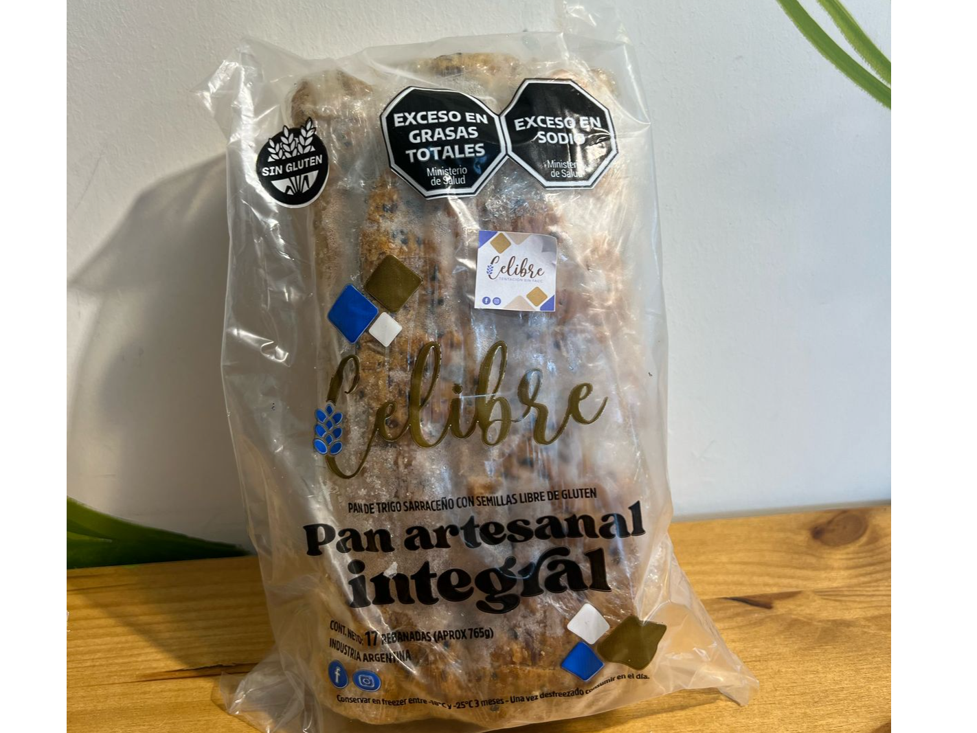 PAN ARTESANAL INTEGRAL SIN TACC CELIBRE