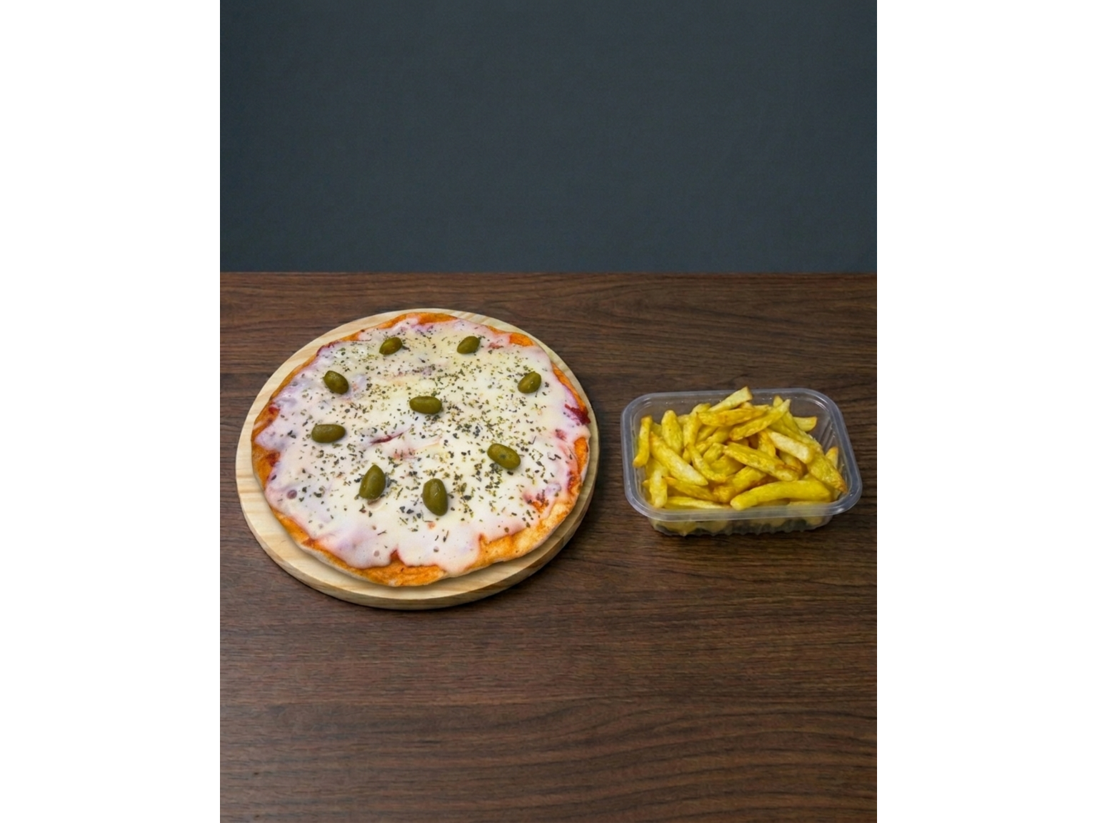 1 Pizza Clásica + 1 Porción de Papas