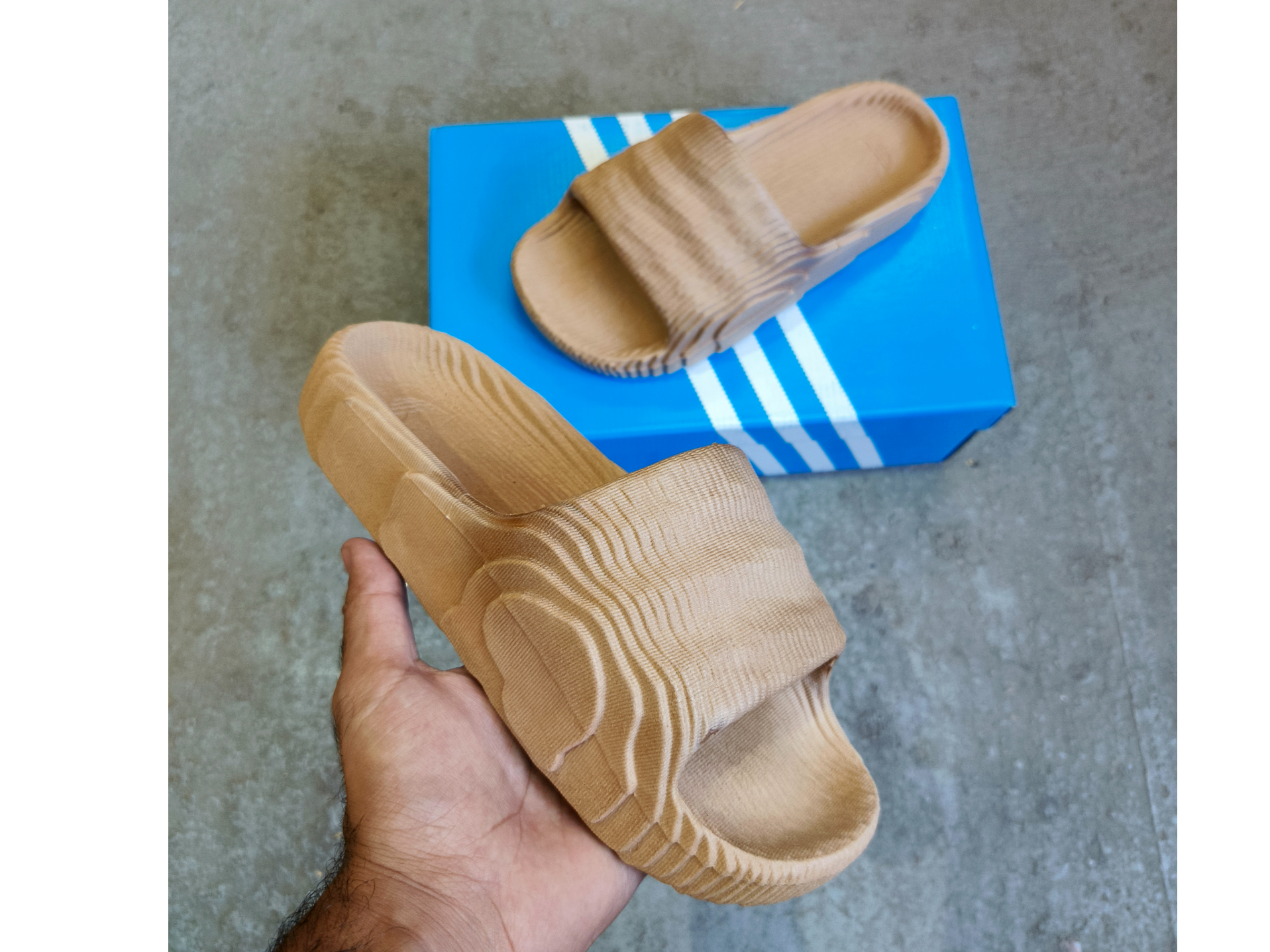ADILETTE beige