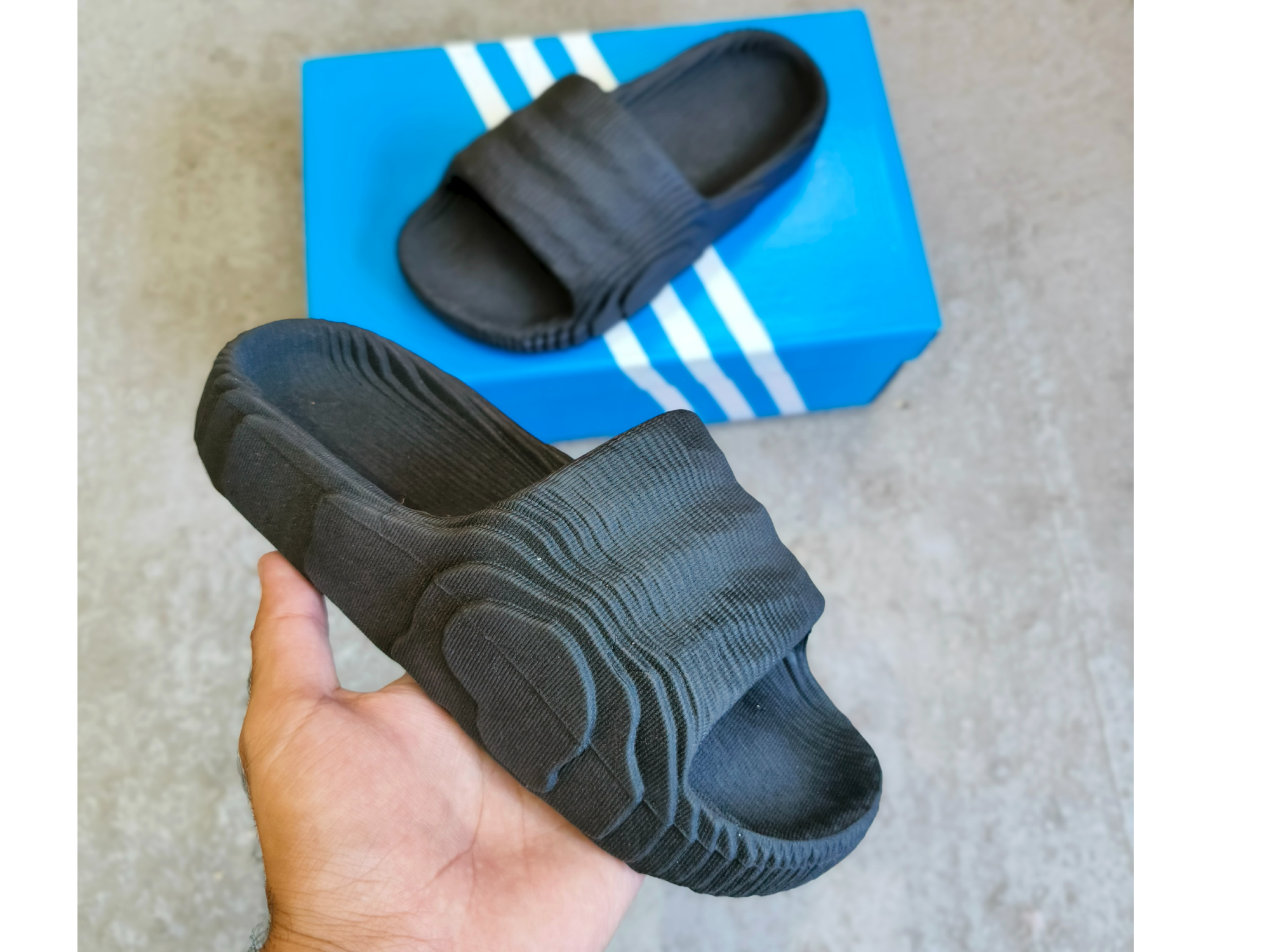 ADILETTE negro