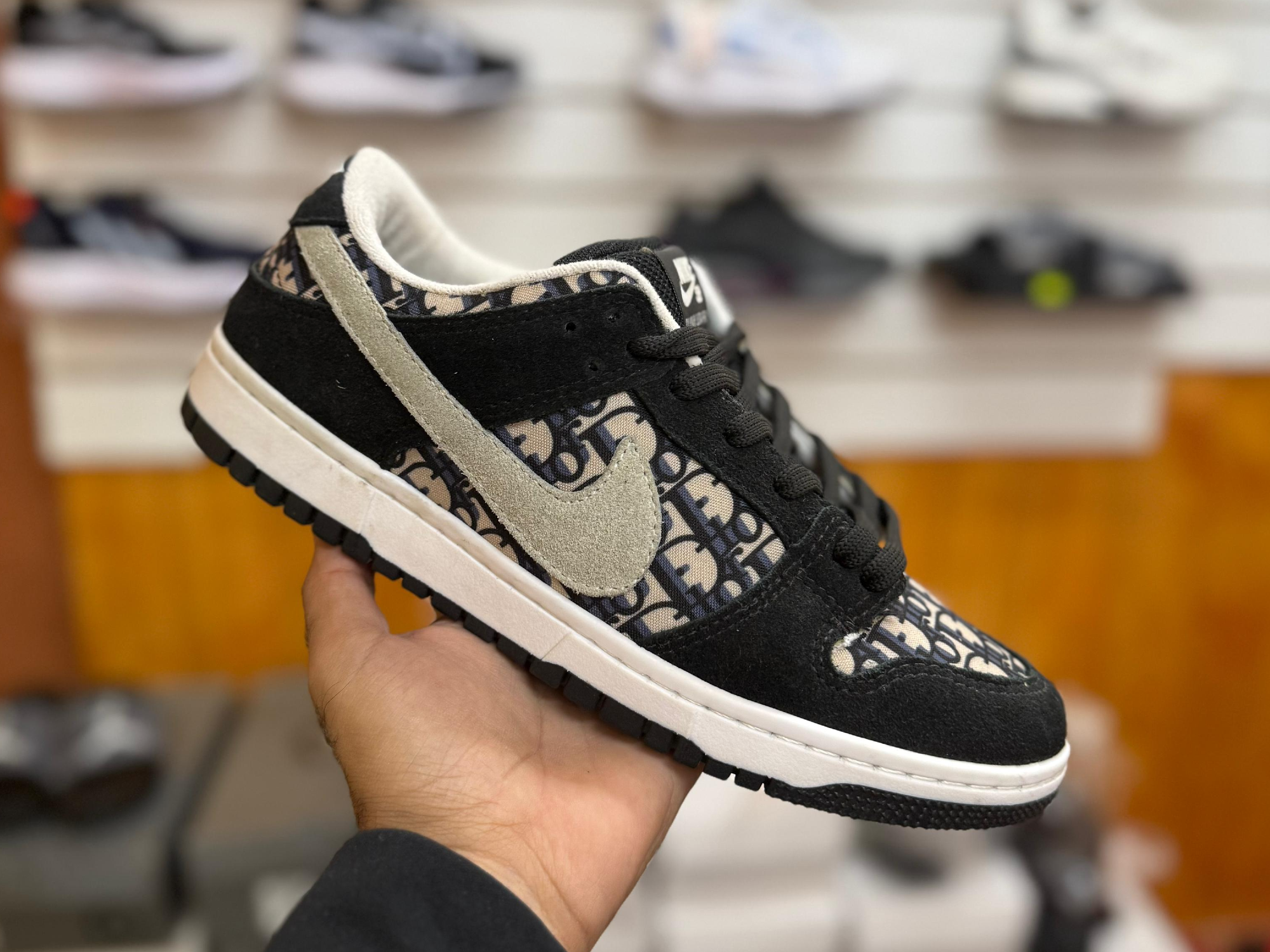 SB DUNK DIOR