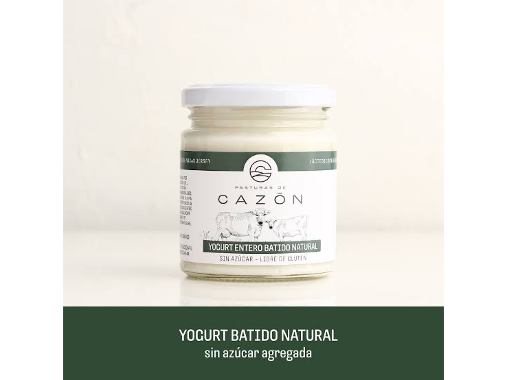 Yogurt entero batido natural sin azúcar