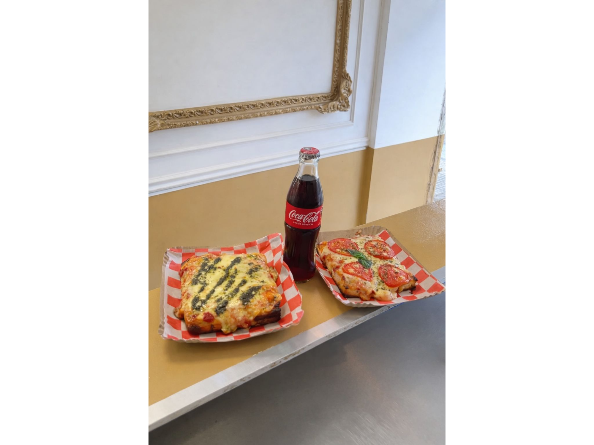 2 PIZZAS  + GASEOSA DE VIDRIO