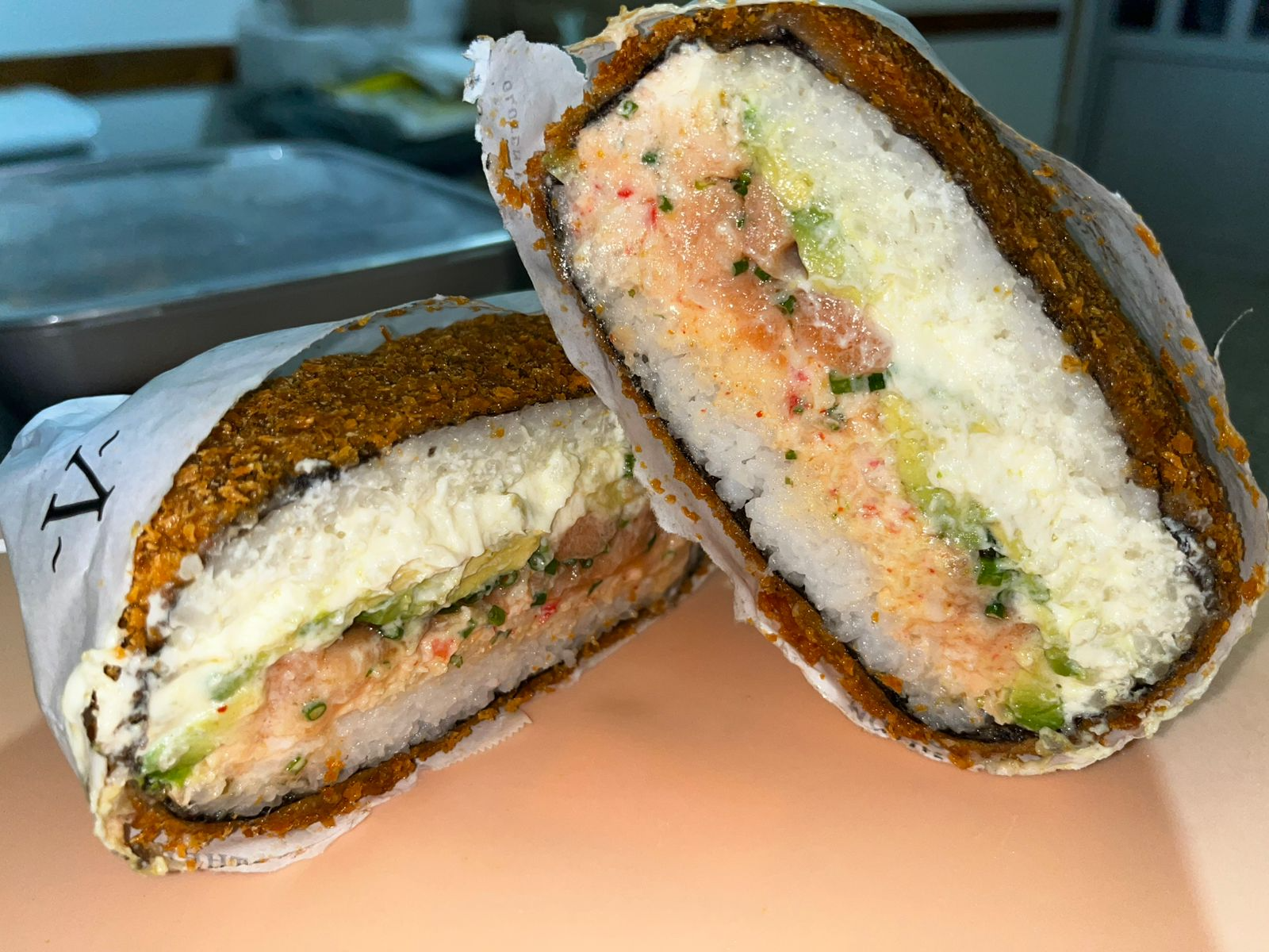 Sushi Burger Salmón + Kanikama