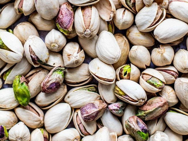 Pistachos salados con cáscara