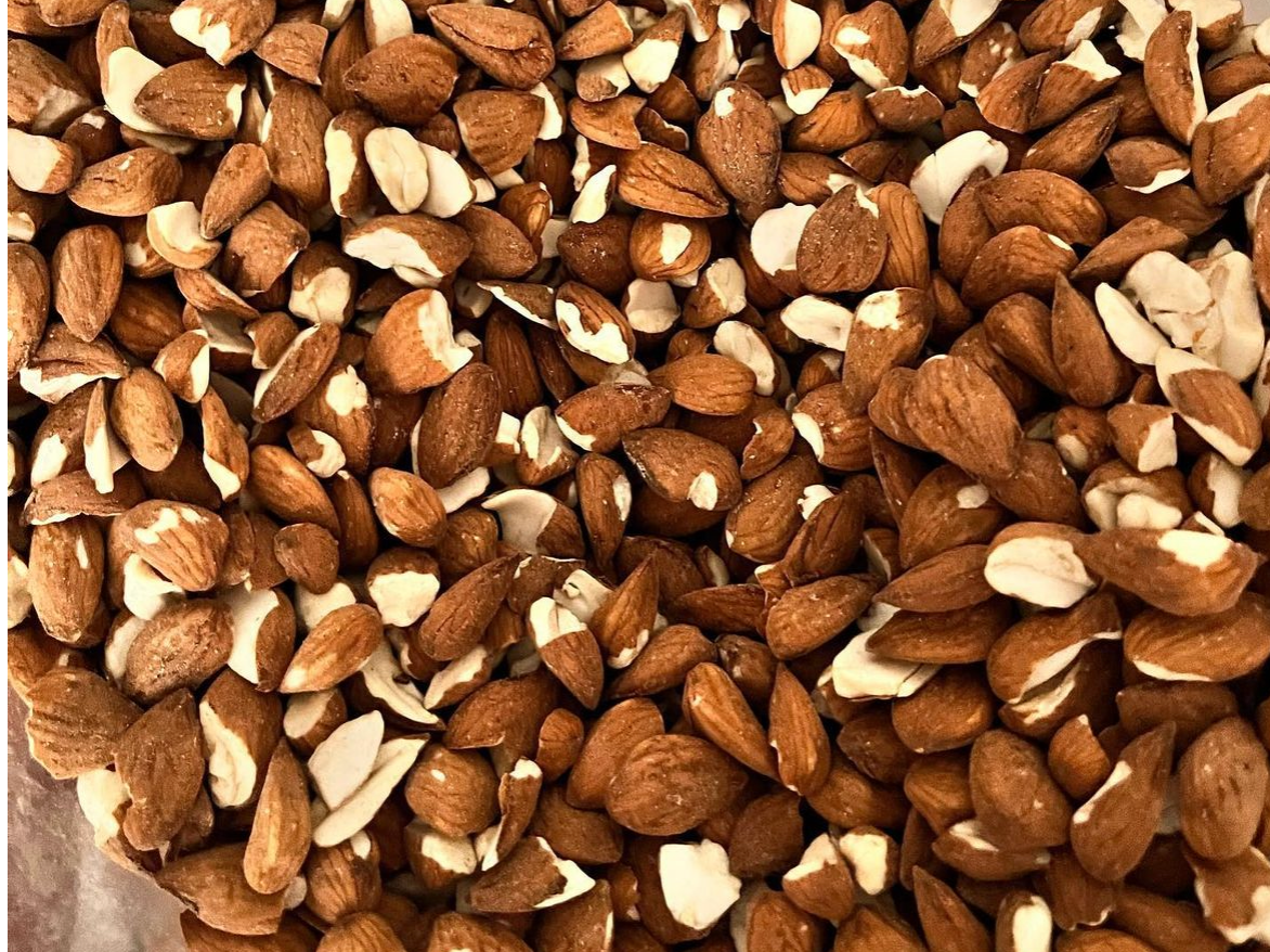 Almendras Partidas