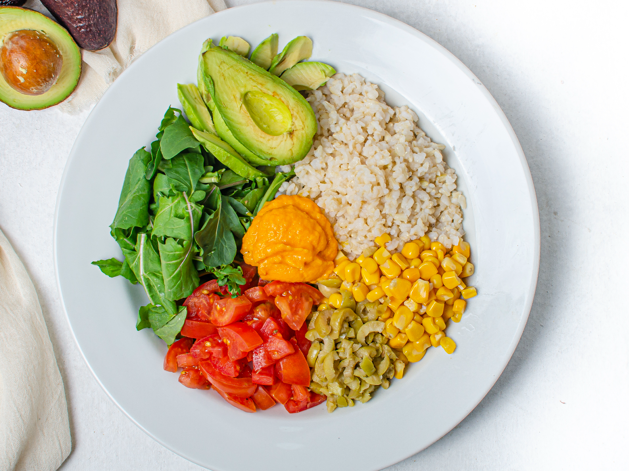 ensalada  palta con rucula