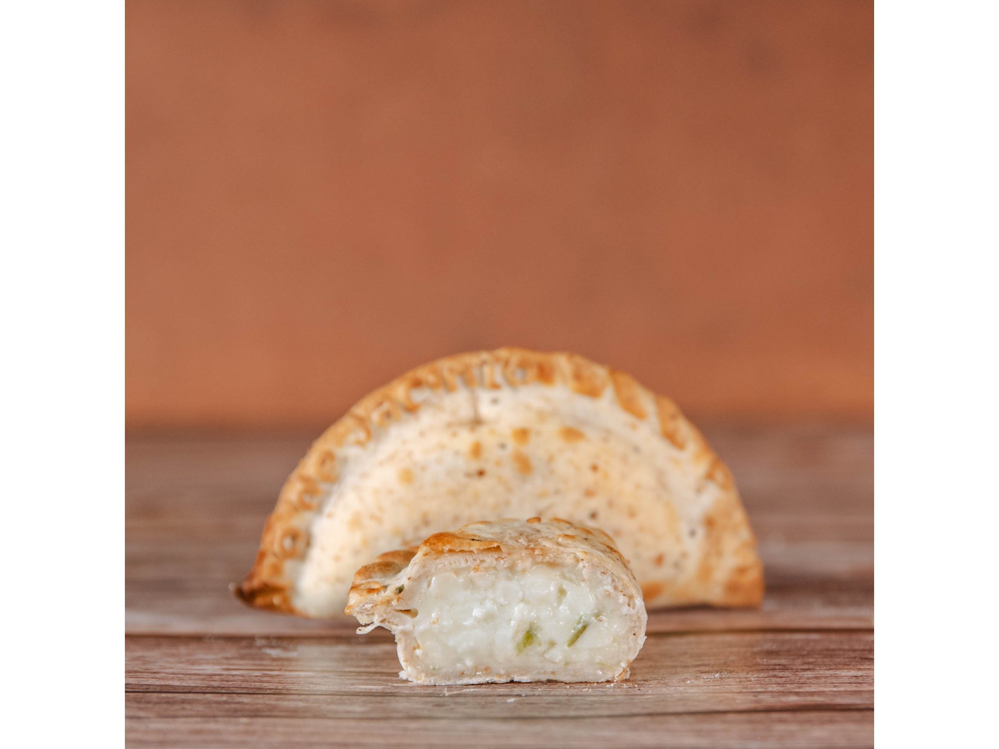 EMPANADA PUERRO EN CAJA X 30 UNIDADES