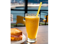 COMPRANDO 3 LICUADOS A ELECCION, DE REGALO 2 LITROS DE JUGO NARANJA