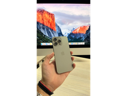 iPhone 15 PRO MAX 256gb USADO NATURAL
