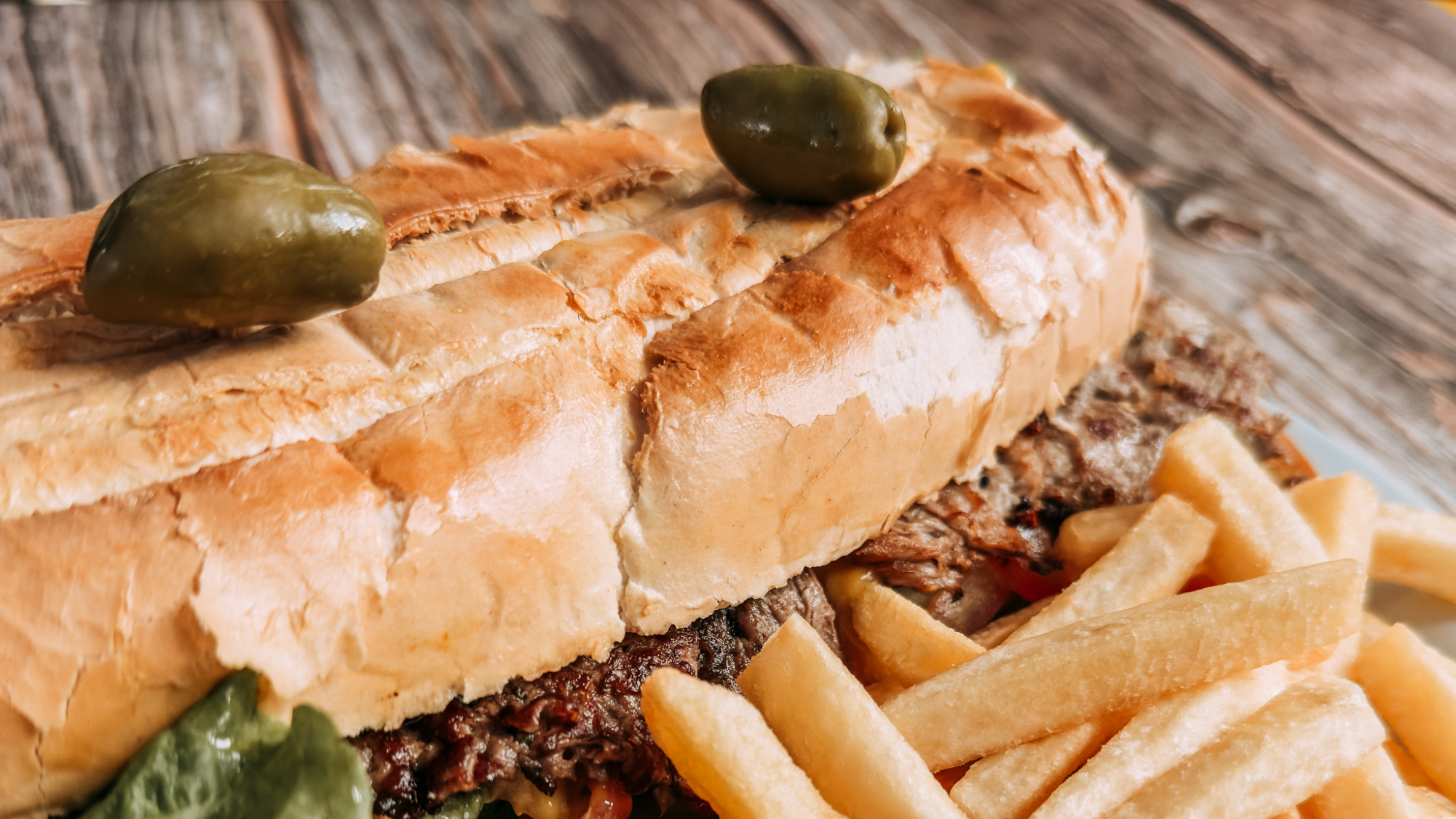 SANDWICHES CALIENTES