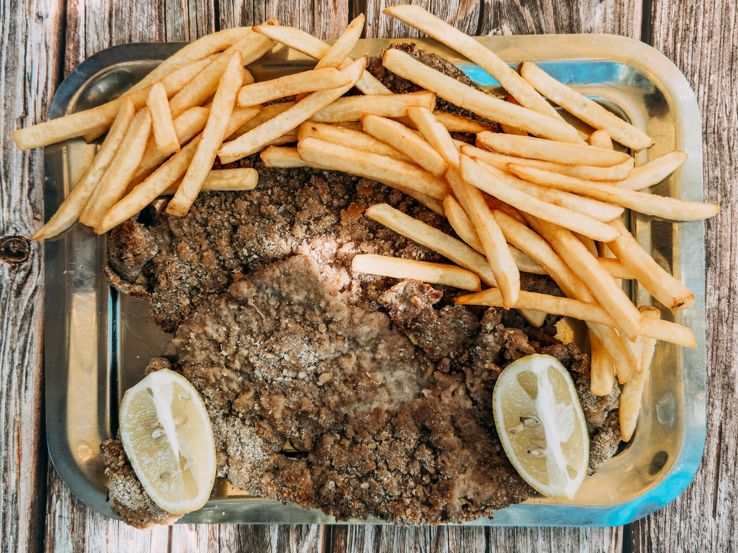 MILANESA COMÚN AL PLATO de Pizzeria Los Maestros