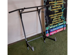 Soporte dominada y rack