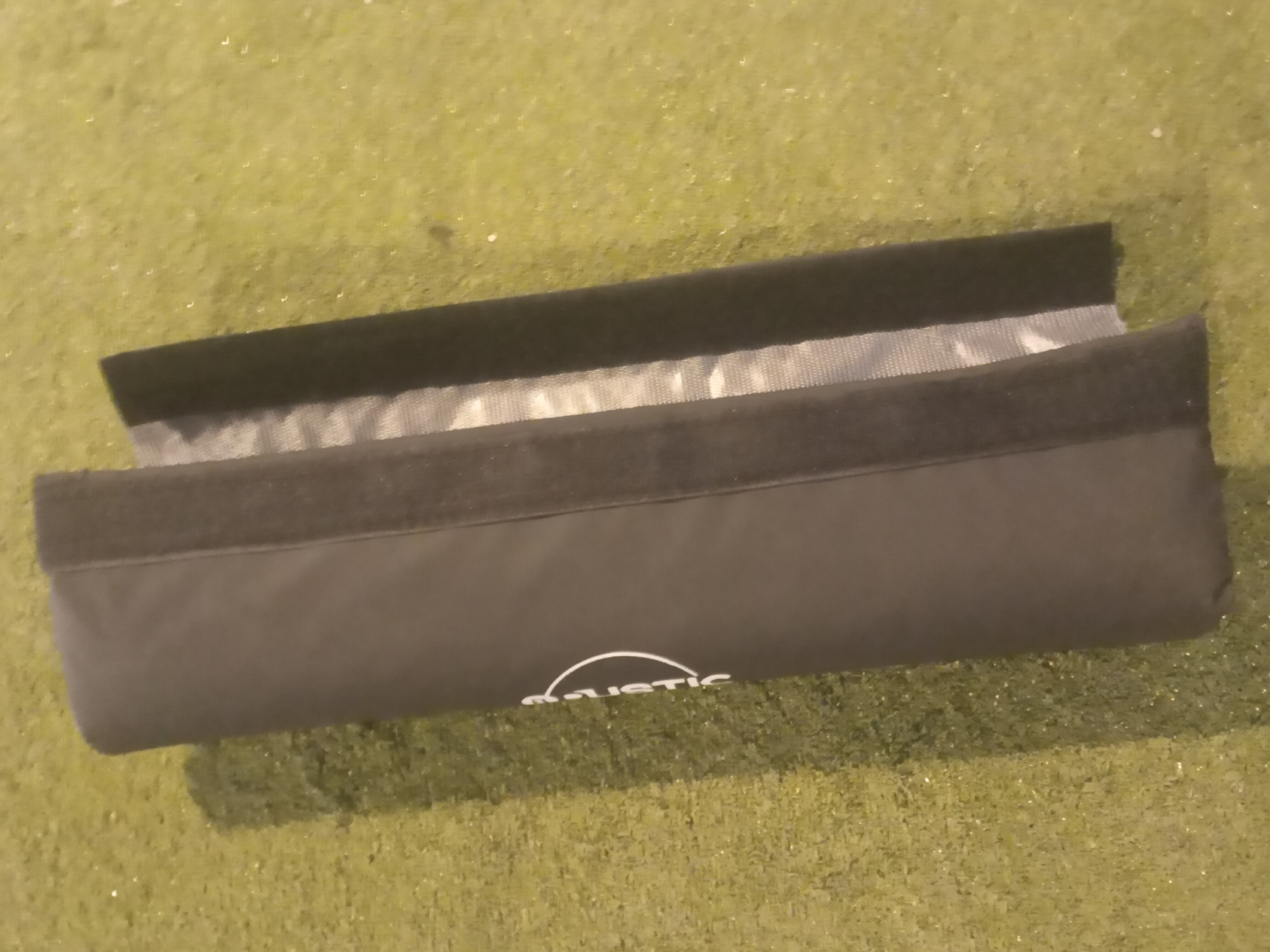 3 protector cervical Polipropileno con abrojo