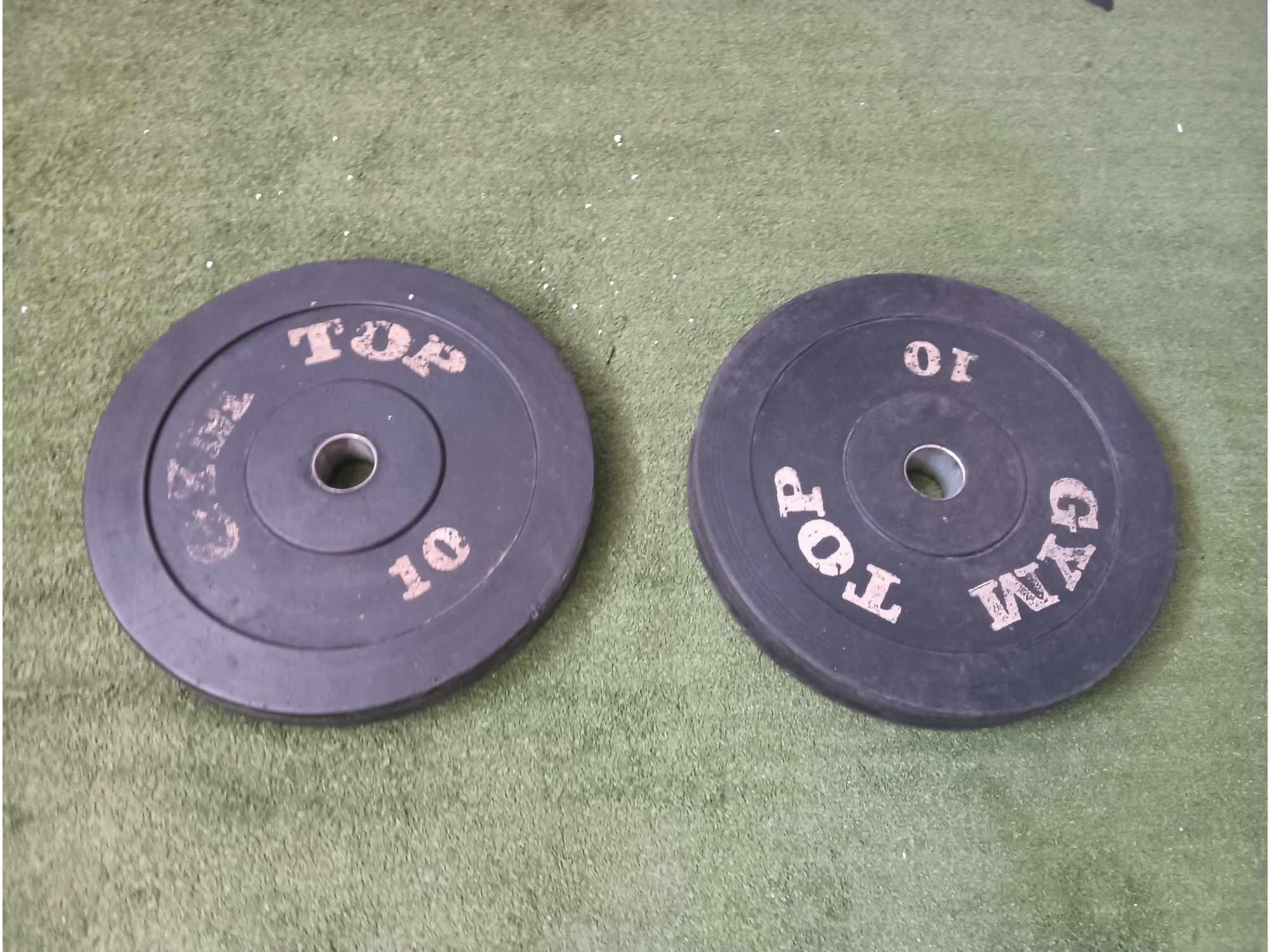Par de discos bumpers 10kg gym top (usado)