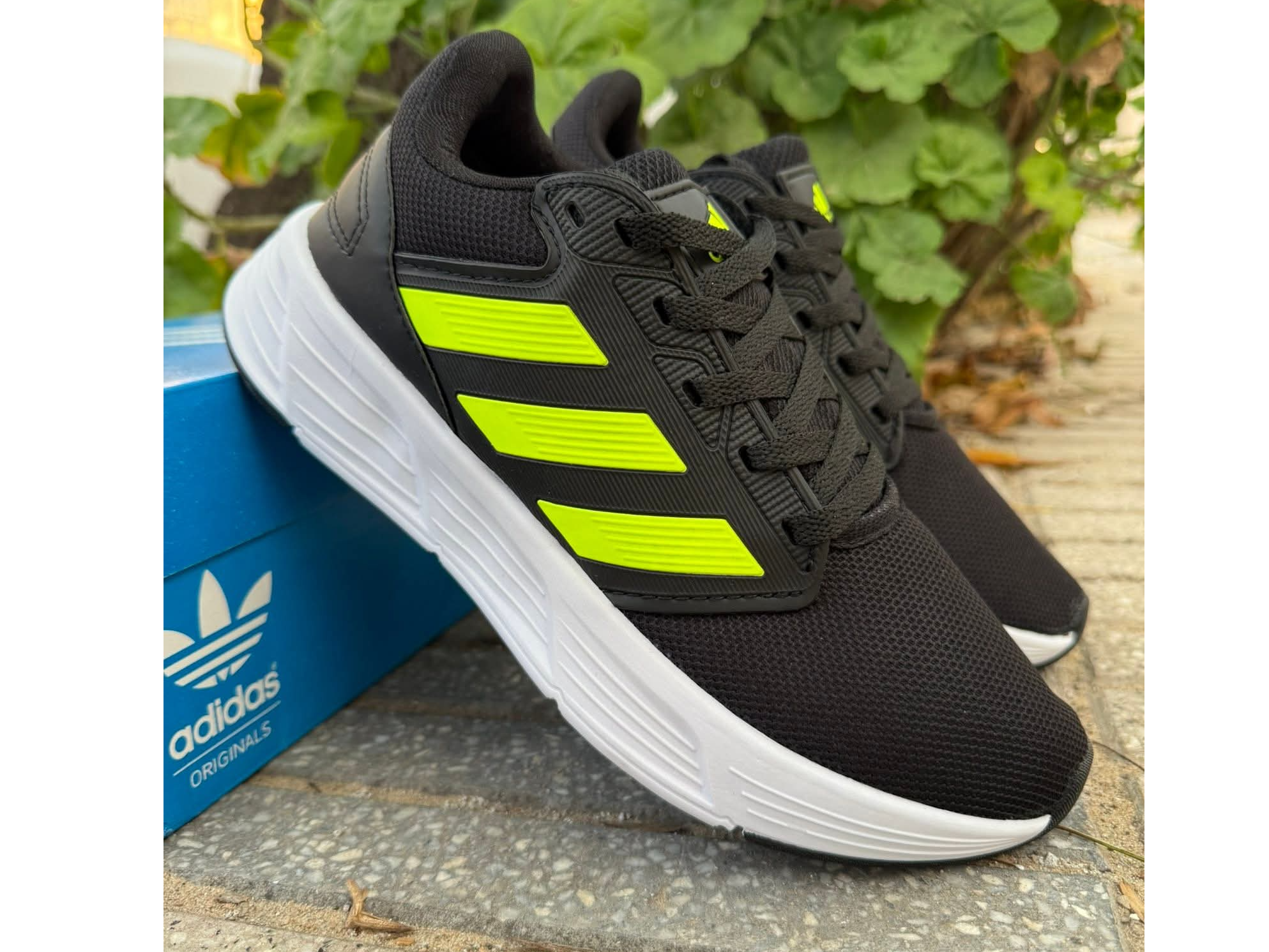 GALAXY negra-fluor