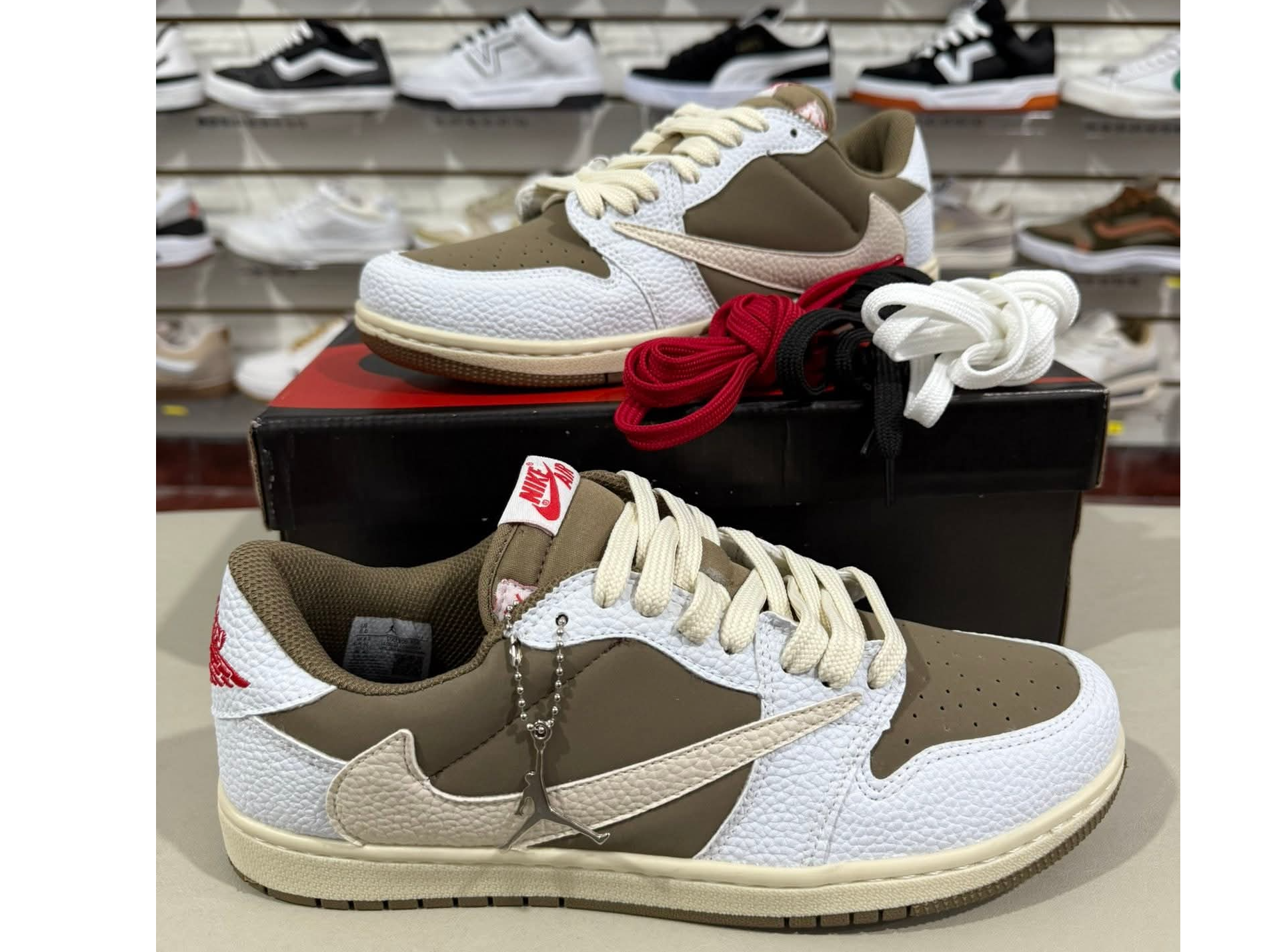 JORDAN blanca-marron