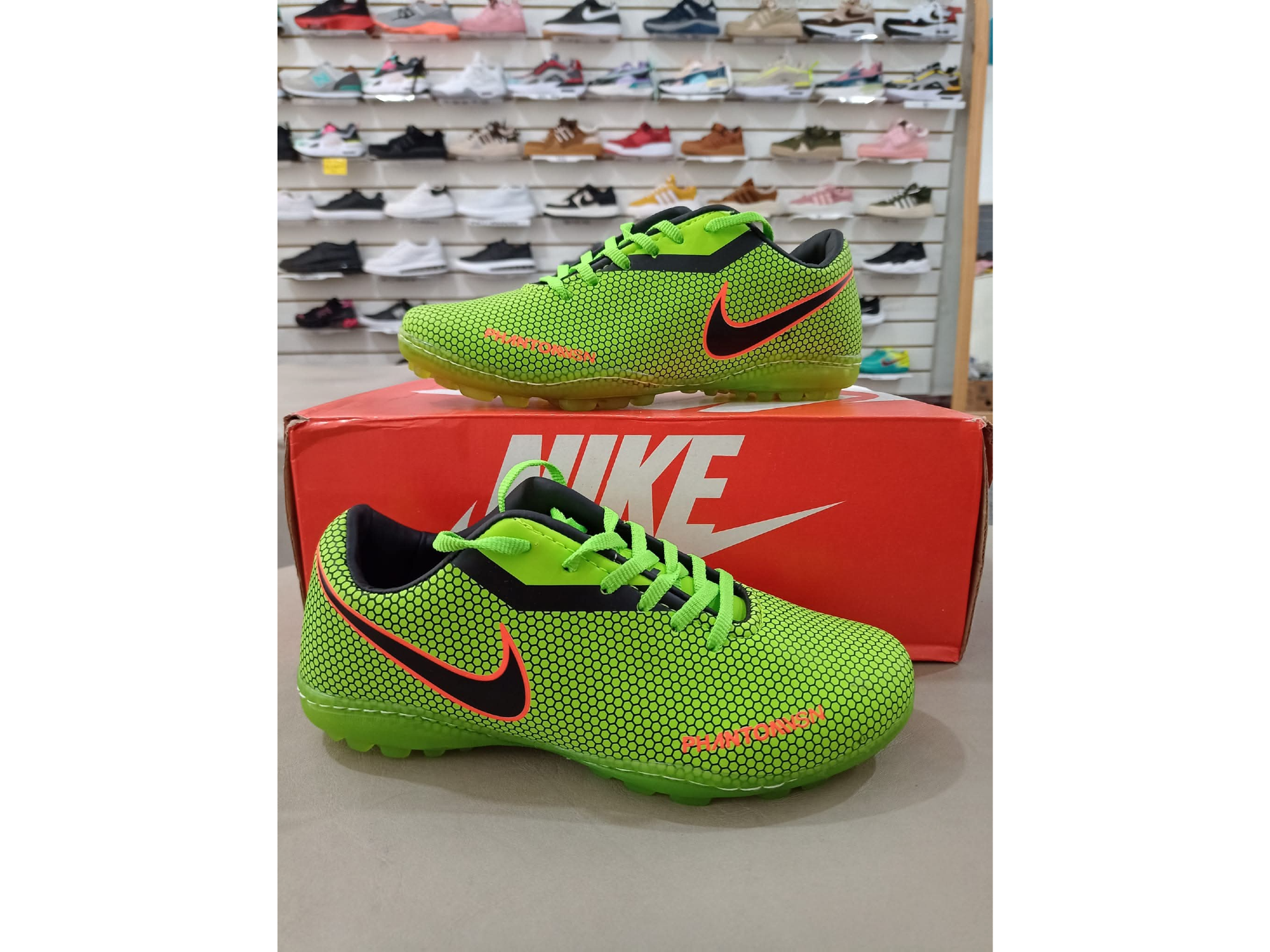 zapa botin verde