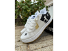 DC shoes blanca- negra detalles en beige