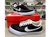 NIKE negra