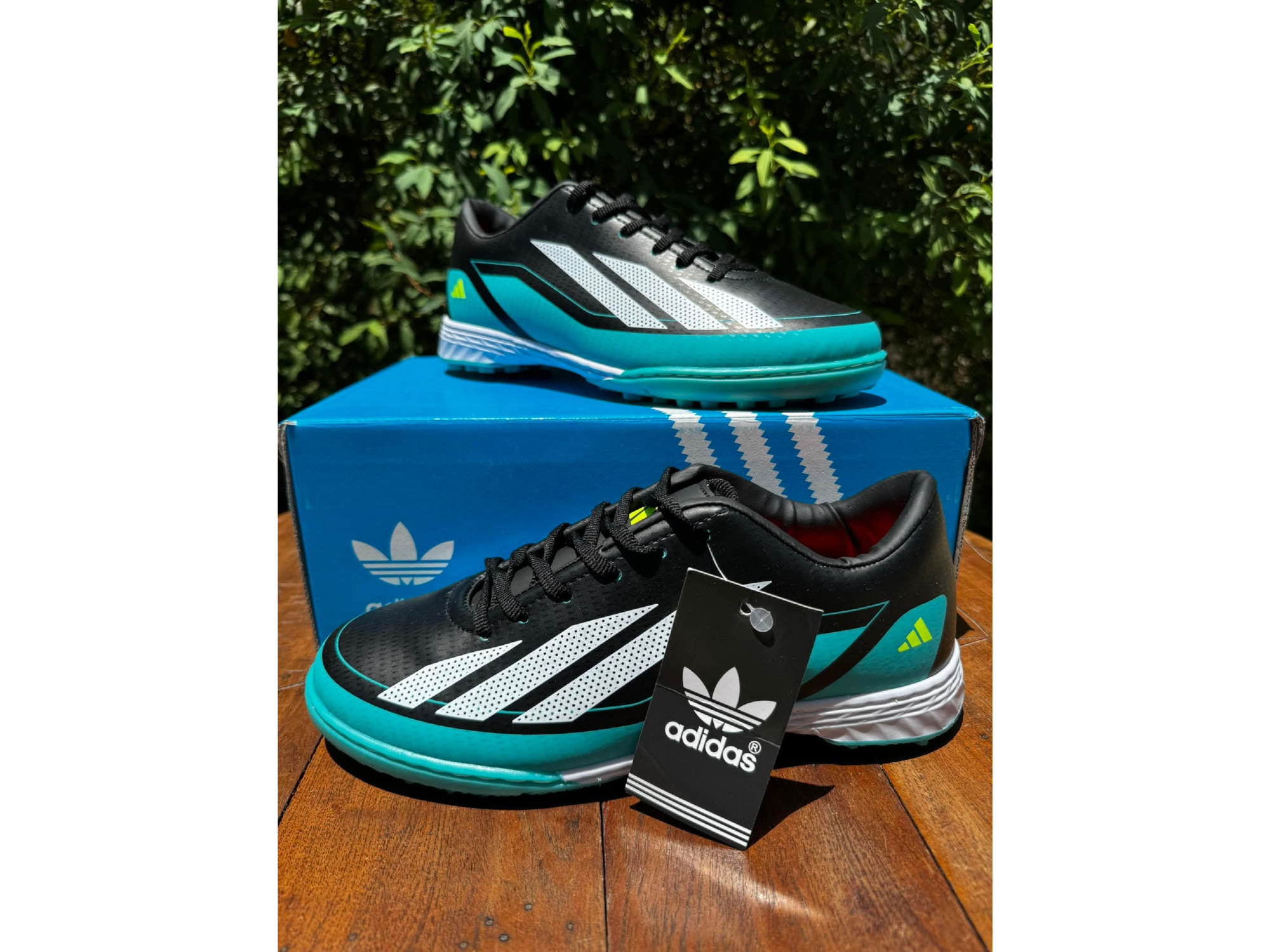 zapa botin negro-banco-turquesa