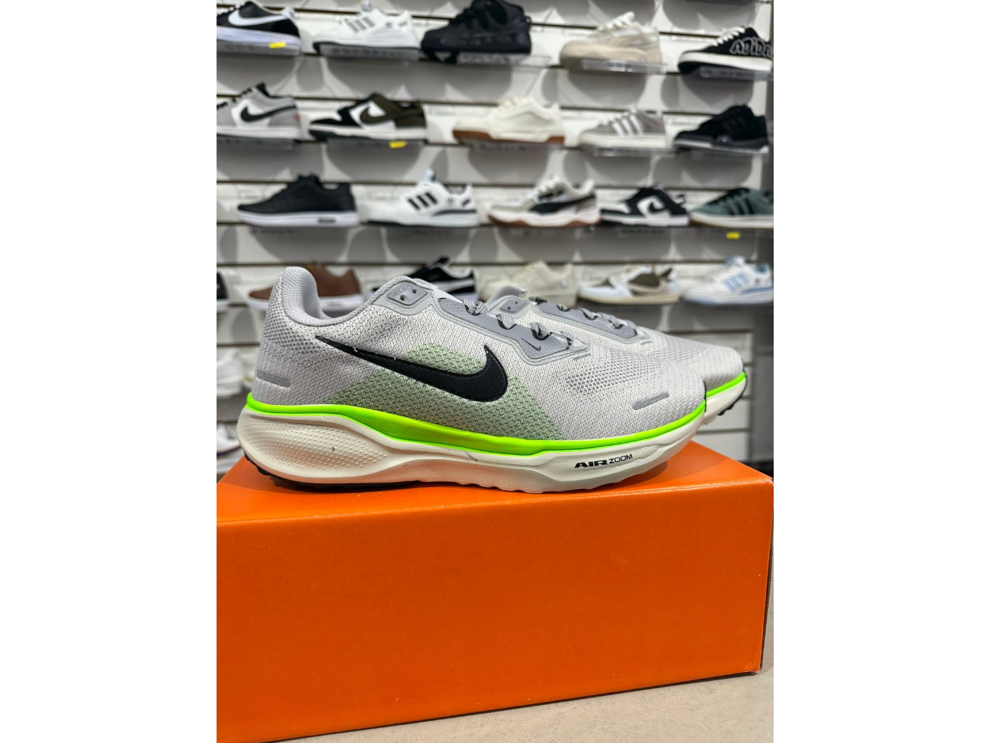 EVA  gris- verde fluor