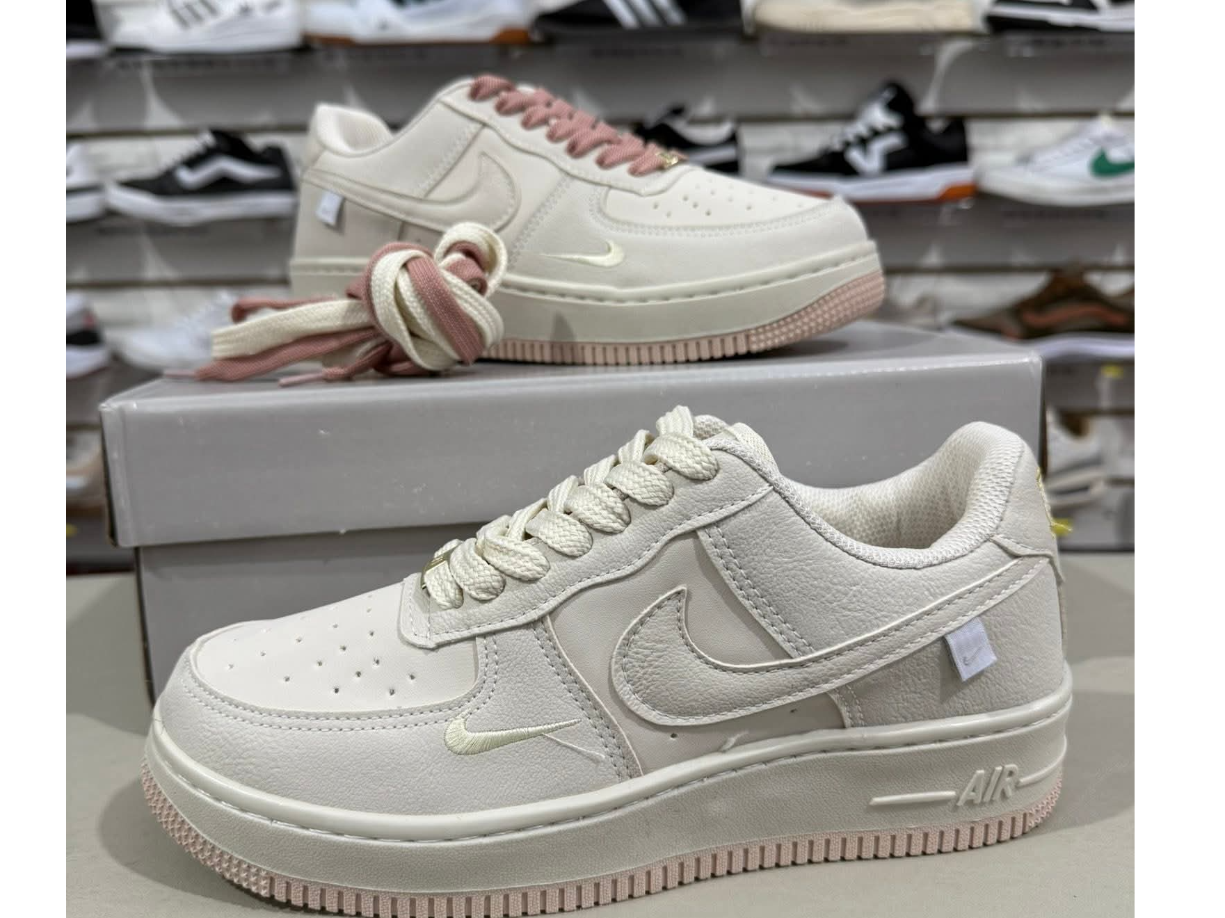 AIR FORCE beige
