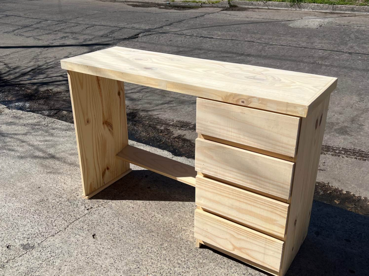 Escritorio c/ 4cajones