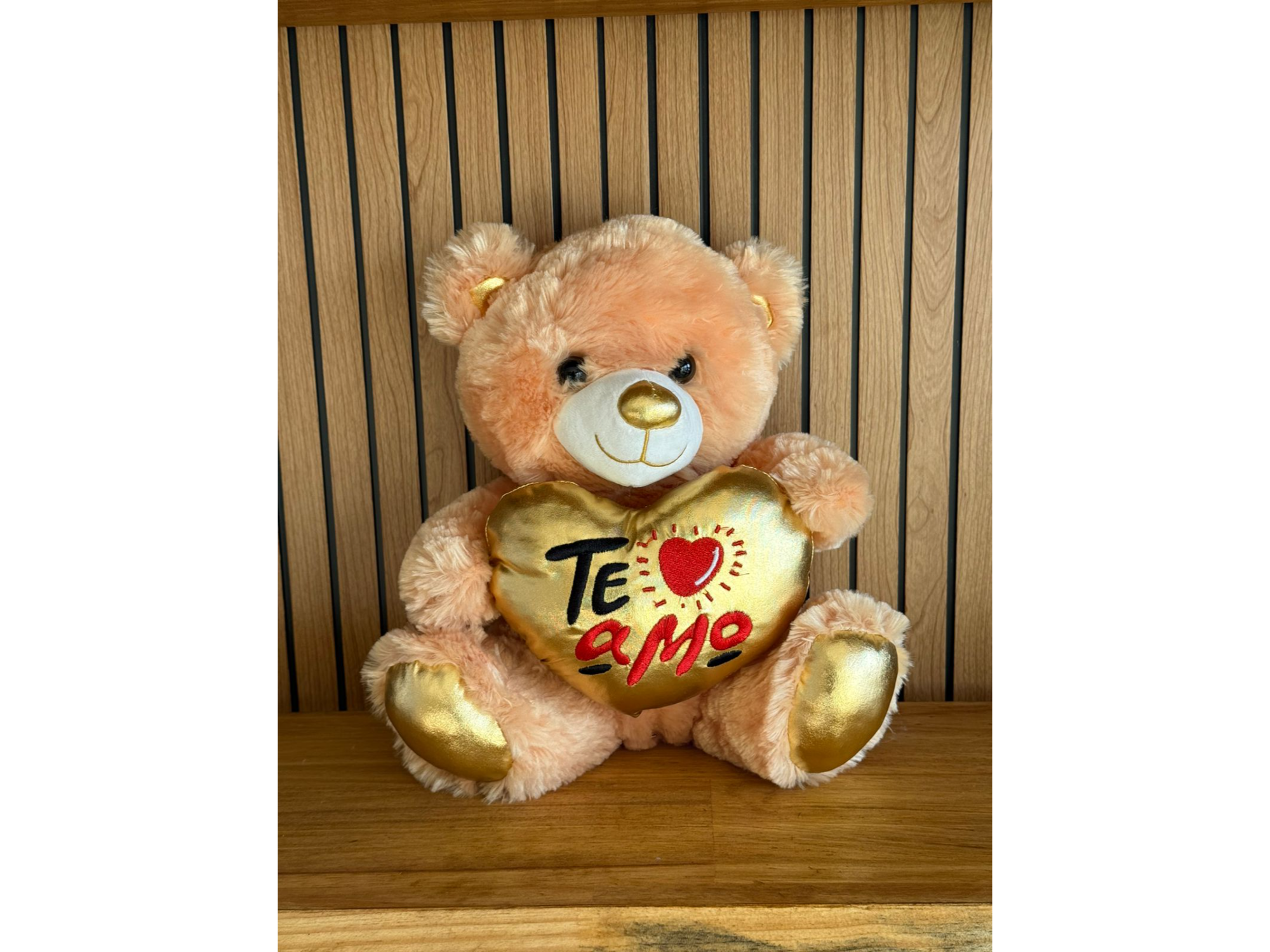 Oso marrón "Te amo" ♥️