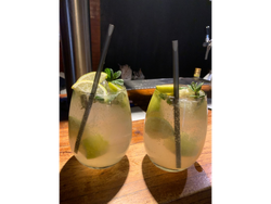 JUEVES DE 3 X 2 EN TRAGOS