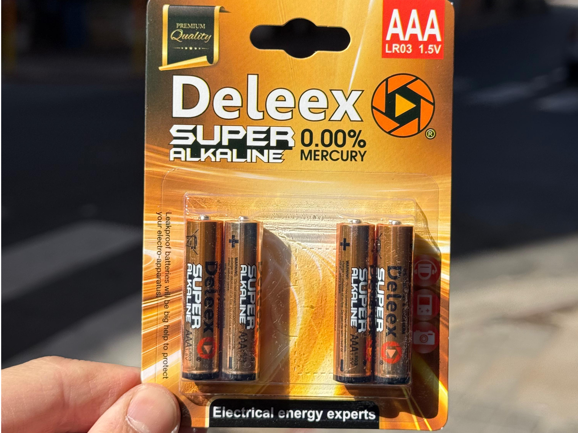 PILA DELEEX ALCALINA AAA