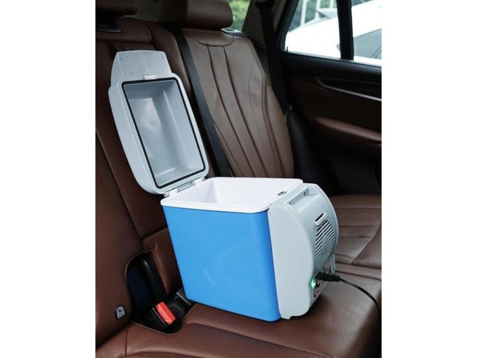 CONSERVADORA HELADERA 12V FRIO-CALOR CON PORTA VASO