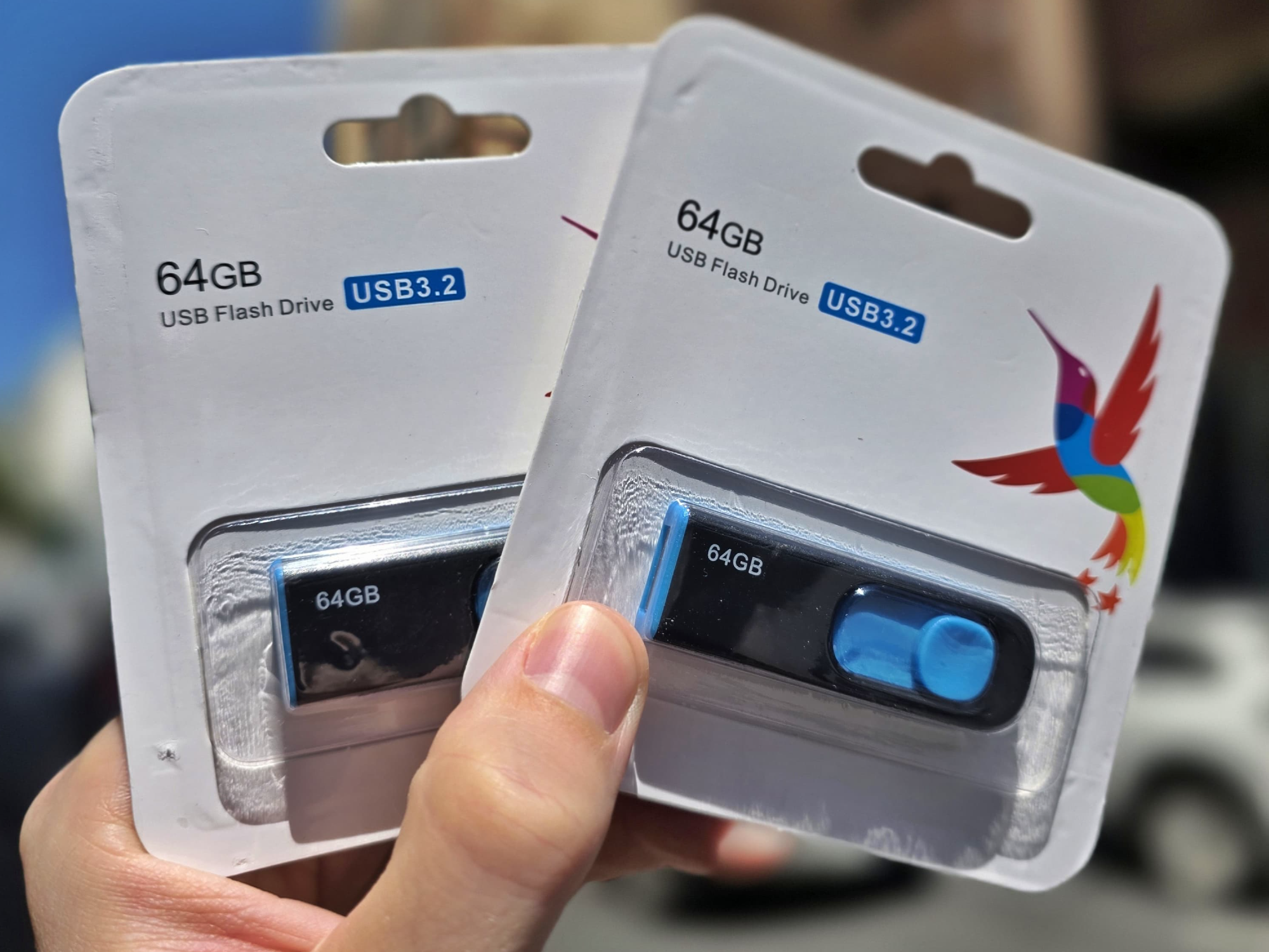 PENDRIVE ADATA UV128 64GB