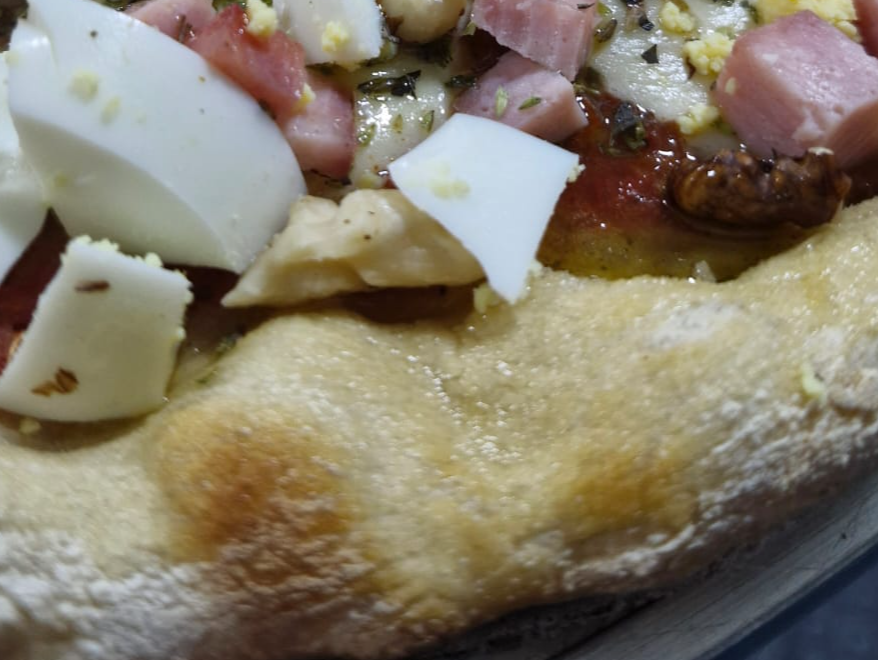 Pizza Jamon y Huevo
