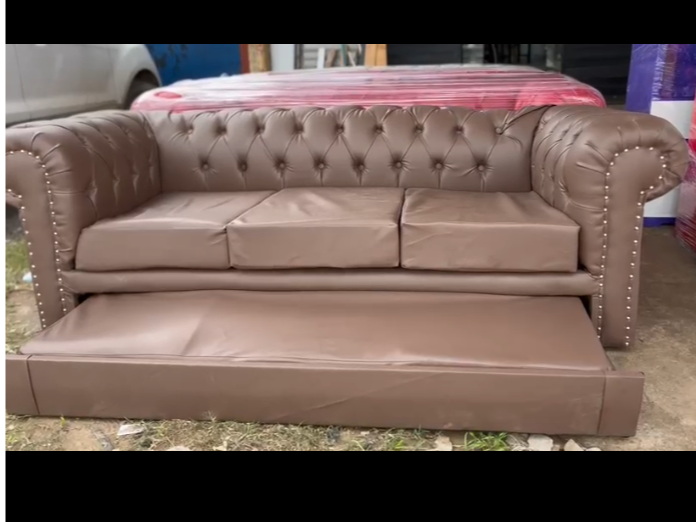 _*SILLON CHESTERFIELD CAMA*_