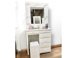 *MAQUILLADOR INDIVIDUAL*