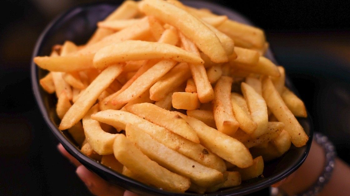 PORCIÓN DE PAPAS FRITAS