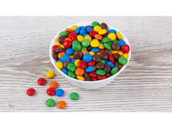 Lentejas de chocolate estilo rocklets